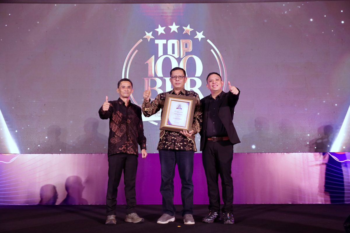 PT BPR Sum Adiyatra Raih Penghargaan Top 100 BPR The Finance 2026